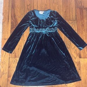 Vintage Rare Editions Emerald Green Velvet Girls Long Sleeve Dress Size 8